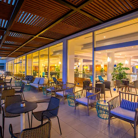 Leonardo Cypria Bay 4*